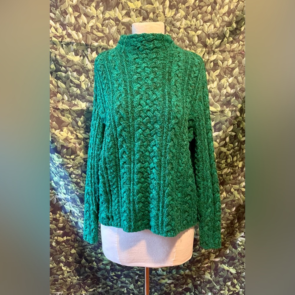 Pre loved Lands End Green Cable Knit Sweater